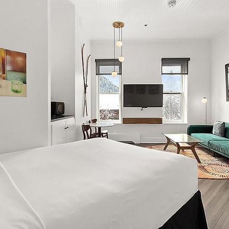 Independence Square 202, Hotel Room Over-Looking The Mall And Aspen Mountain Eksteriør billede